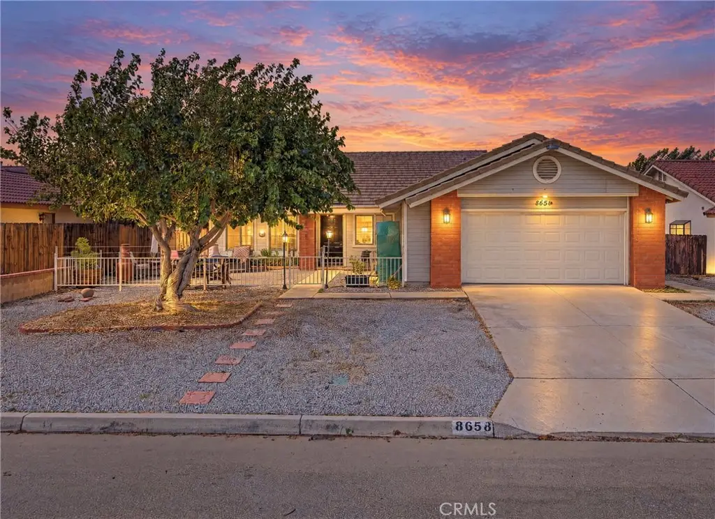 8658 Buena Vista, Hesperia, CA 92344 - #1