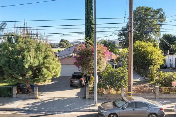 698 W Phillips, Pomona, CA 91766