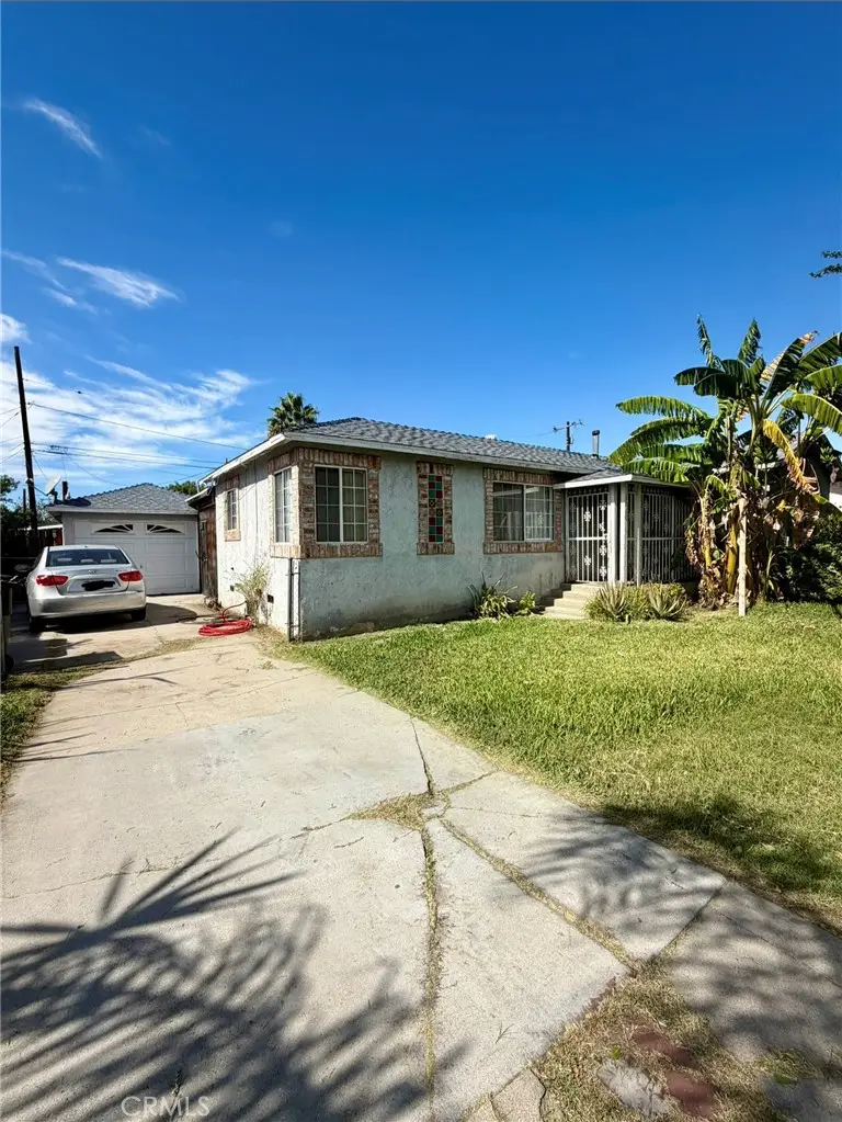 1060 Myrtle Drive, San Bernardino, CA 92410 - #1