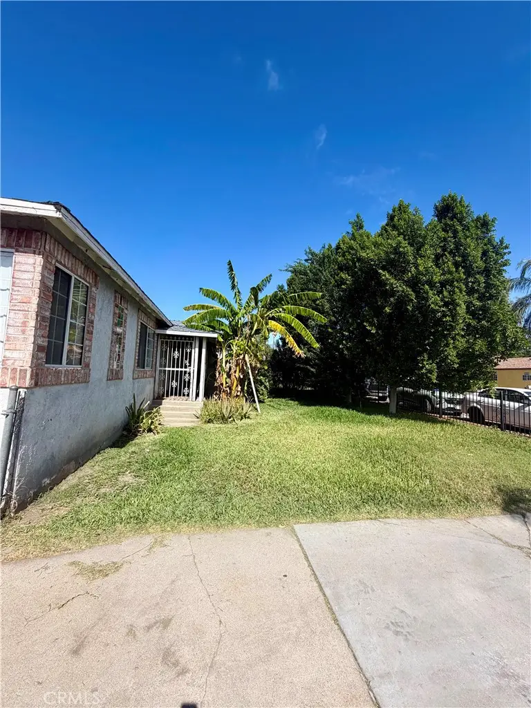 1060 Myrtle Drive, San Bernardino, CA 92410 - #2