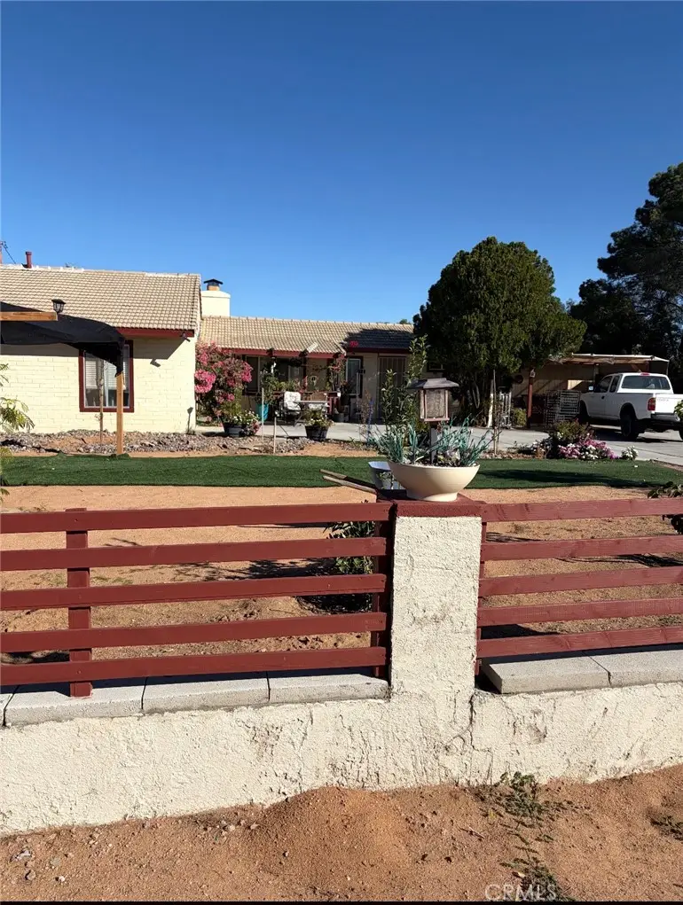 21998 Biloxi Road, Apple Valley, CA 92307 - #1