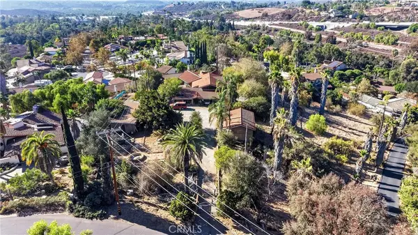 2855 Verda Avenue, Escondido, CA 92025