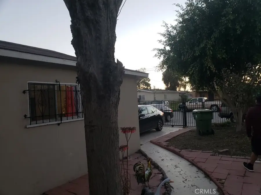 9522 Hickory Street, Los Angeles, CA 90002 - #3