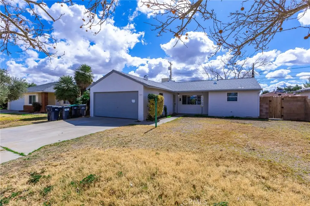 1814 E Avenue Q10, Palmdale, CA 93550 - #1