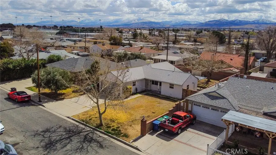1814 E Avenue Q10, Palmdale, CA 93550 - #2