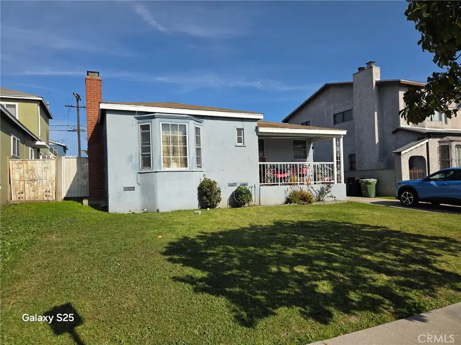 10404 S Gramercy Place, Los Angeles, CA 90047 - #2