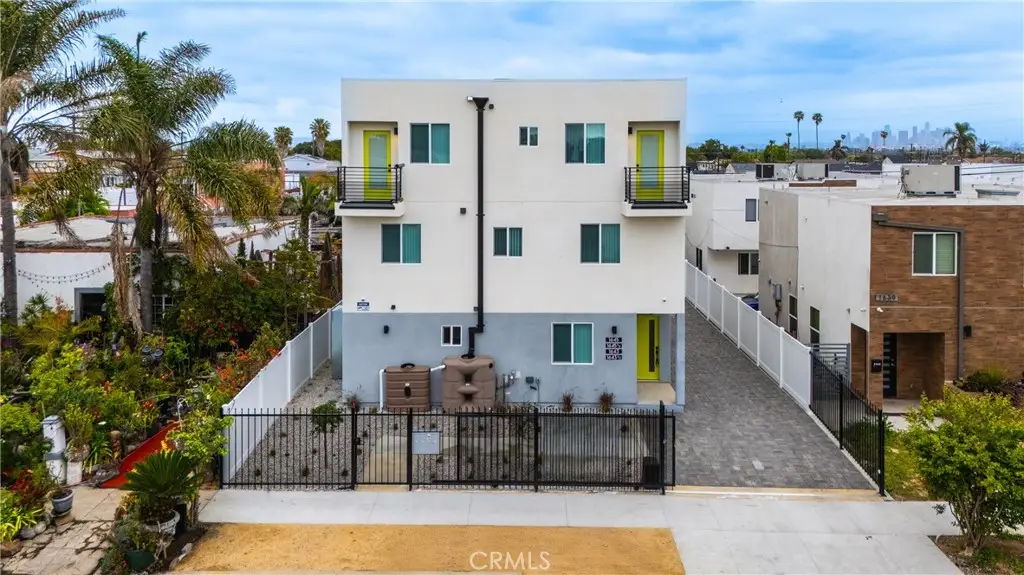 1643 W 82nd Street, Los Angeles, CA 90047 - #1