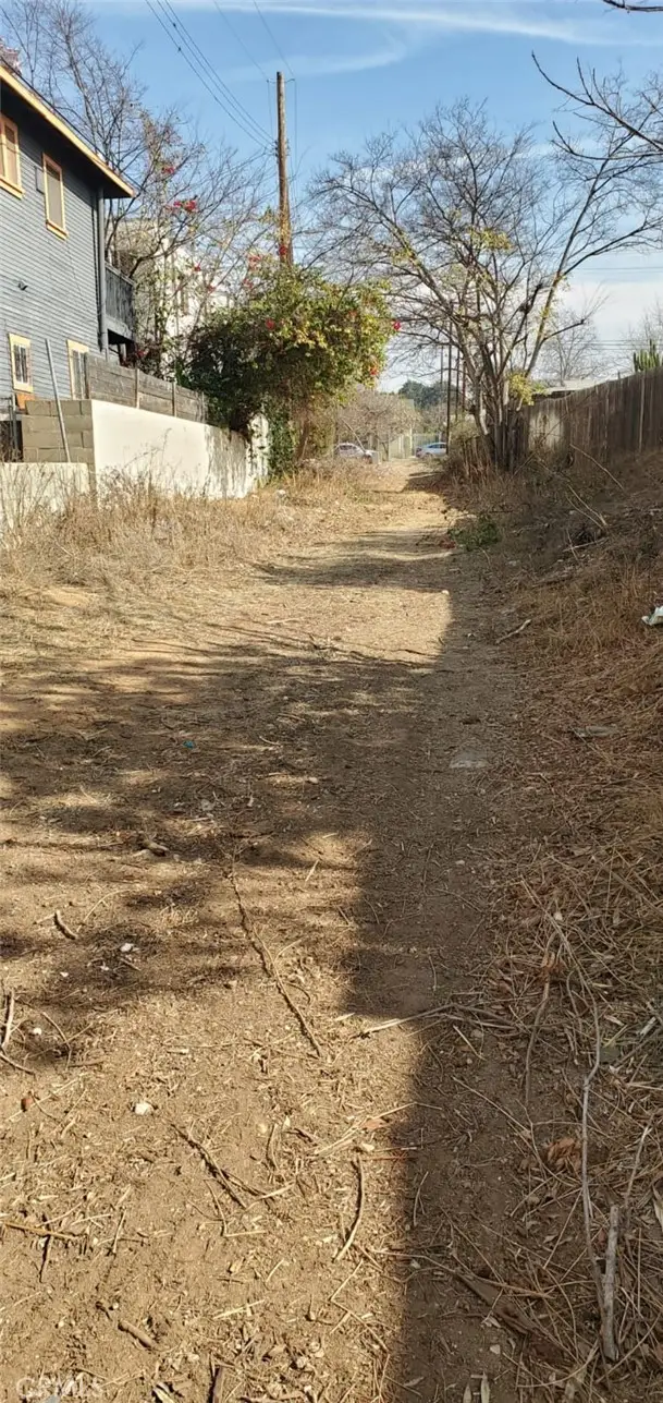 5925 Hayes Avenue, Los Angeles, CA 90042 - #3