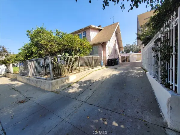 2920 Van Buren Place, Los Angeles, CA 90007