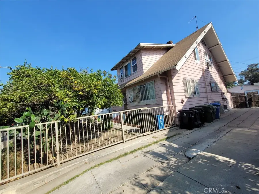 2920 Van Buren Place, Los Angeles, CA 90007 - Image #2