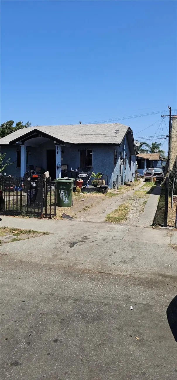 151 E 67th Street, Los Angeles, CA 90003 - Image #1