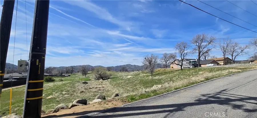 17701 Bold Venture Drive, Tehachapi, CA 93561 - Image #3