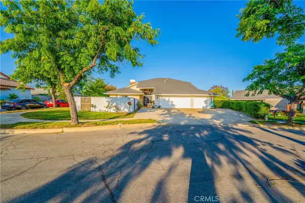 2040 Cape Cod Court, Claremont, CA 91711