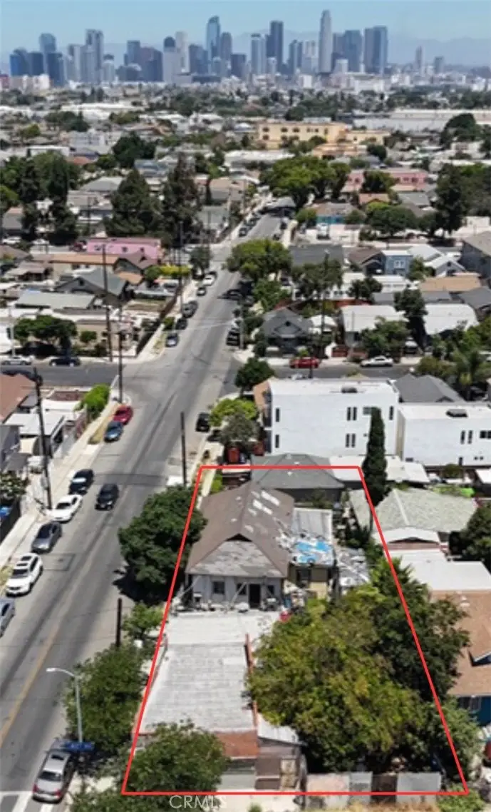 835 E 41st Street, Los Angeles, CA 90011 - Image #1