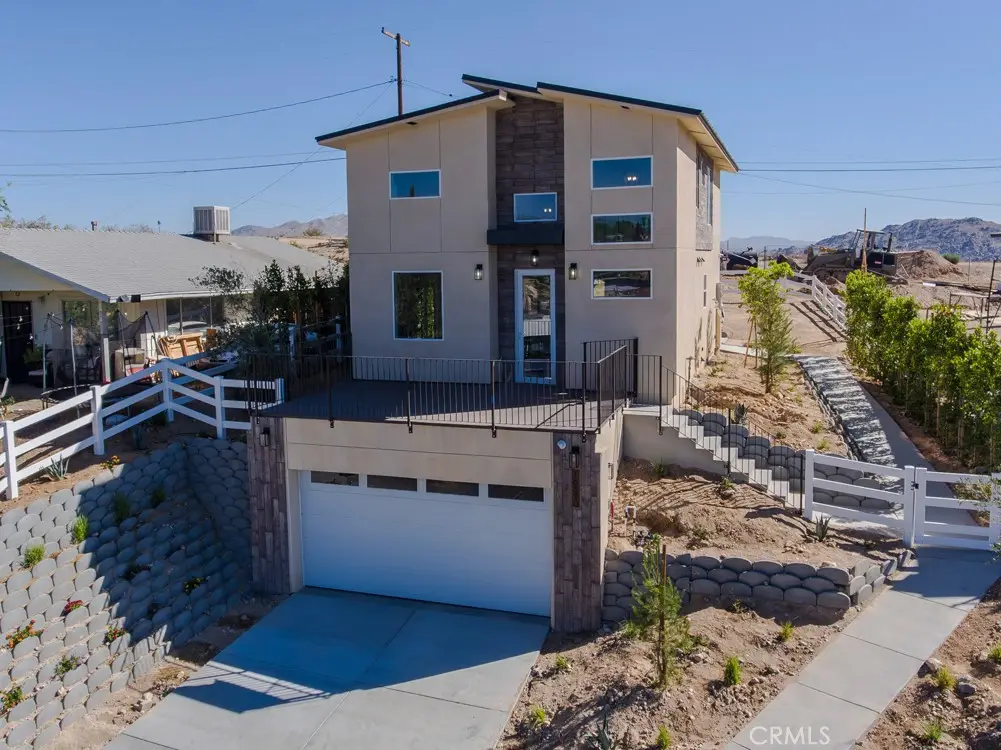 16590 Forrest Avenue, Victorville, CA 92395 - #1