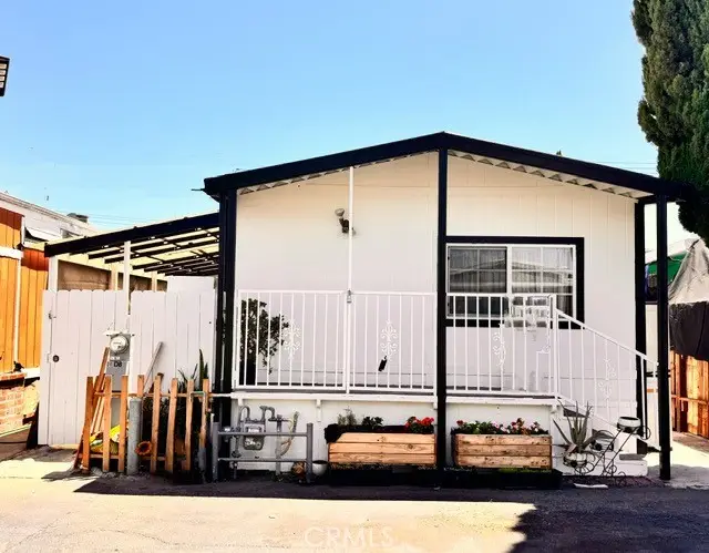 15325 Orange Ave, D8, Paramount, CA 90723 - Image #1
