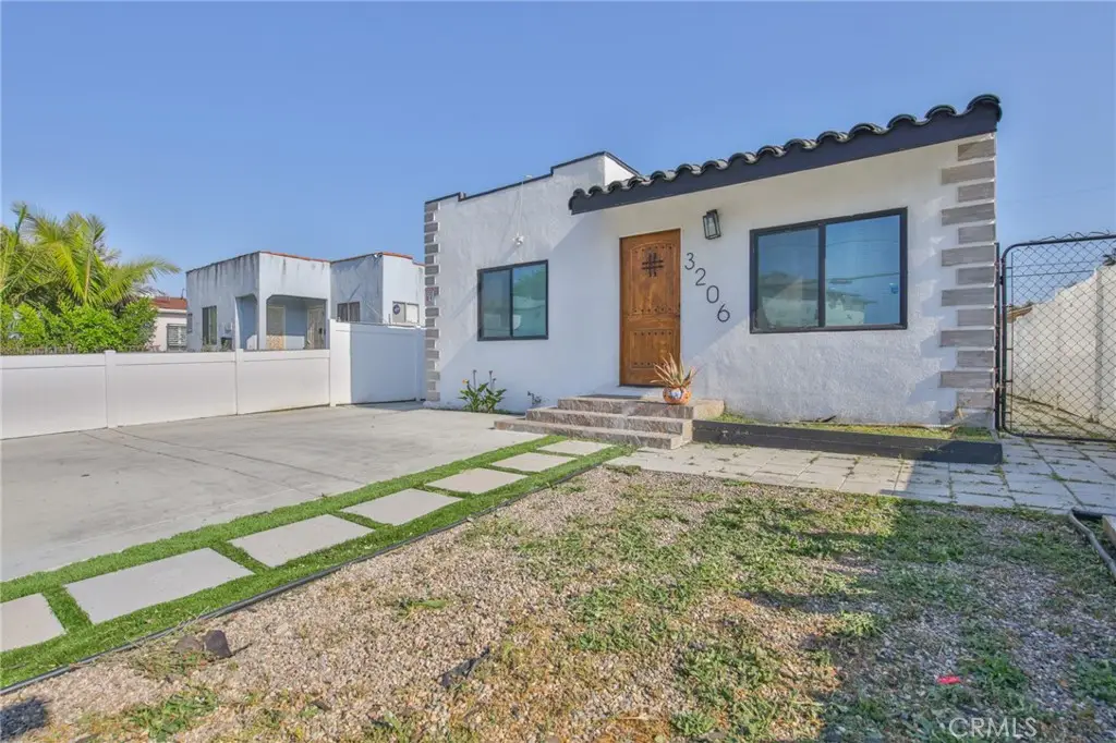 3206 W 59th Street, Los Angeles, CA 90043 - Image #1