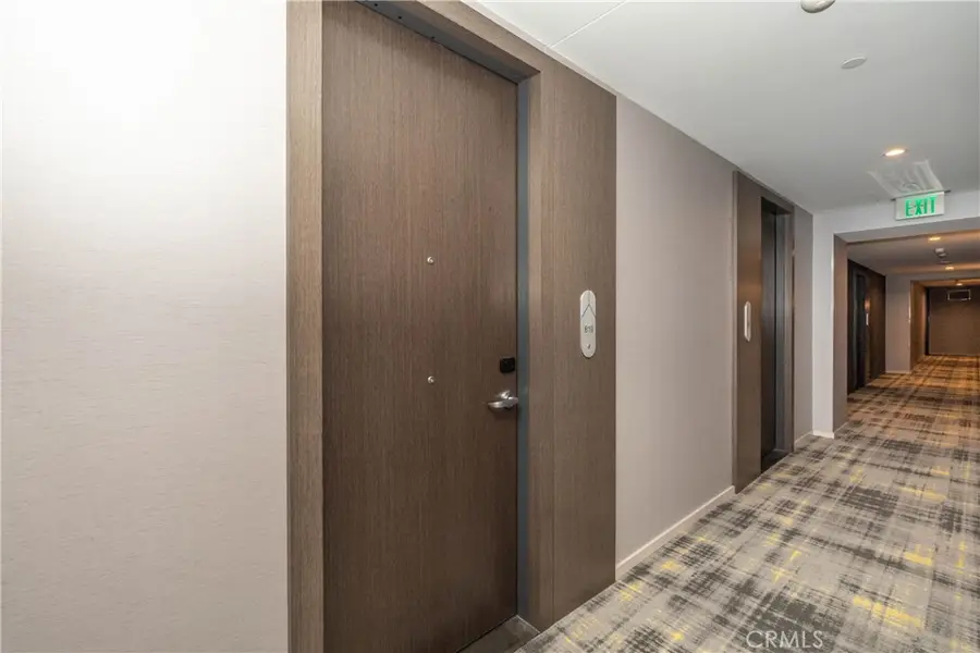 877 Francisco Street #819, Los Angeles, CA 90017 - Image #2