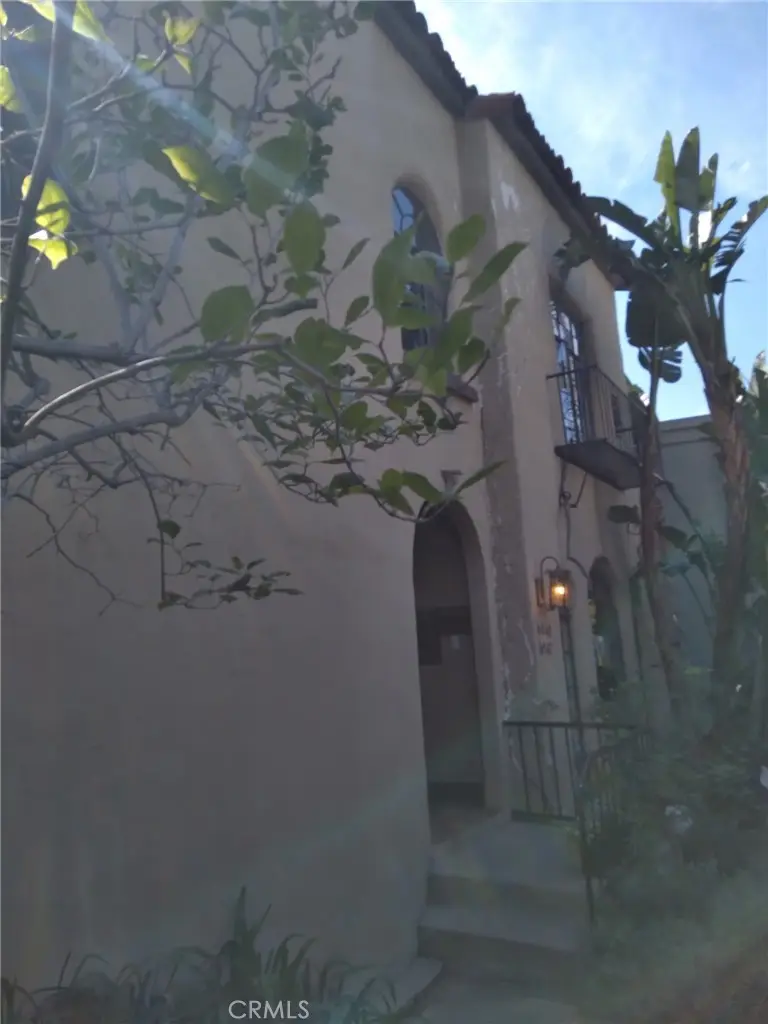 6040 Graciosa Drive, Los Angeles, CA 90068 - Image #1