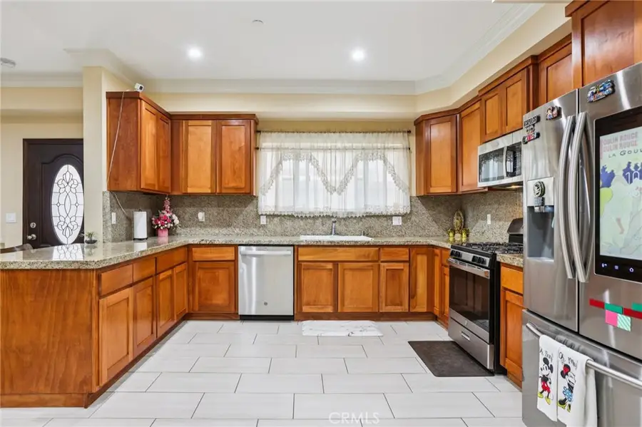 204 E 121st Street, Los Angeles, CA 90061 - Image #3