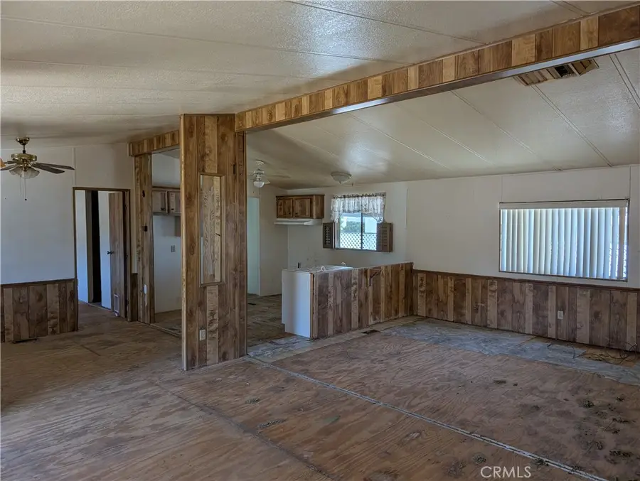 1030 E Avenue S #115, Palmdale, CA 93550 - Image #2