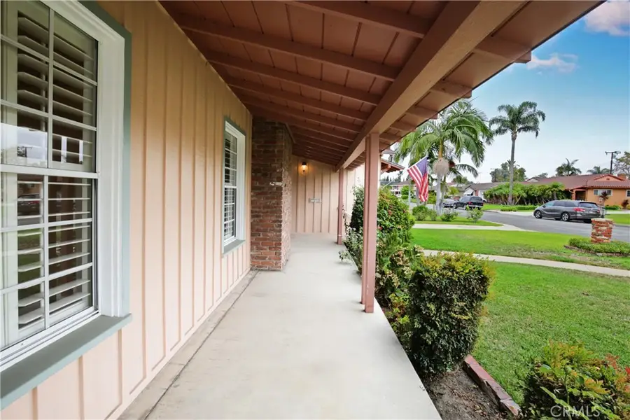 10307 Haledon Avenue, Downey, CA 90241 - Image #2