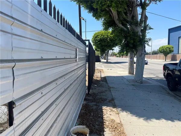 1498 W Compton, Compton, CA 90220