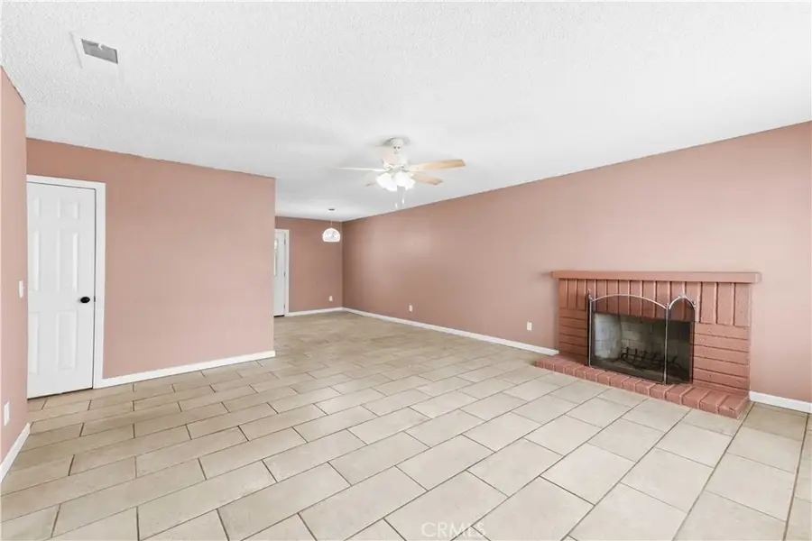 1022 Northpark Boulevard, San Bernardino, CA 92407 - Image #3