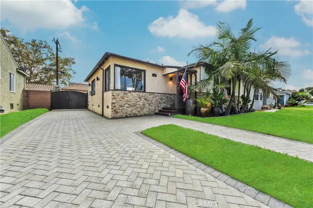 10924 Dalwood, Downey, CA 90241 - Image #1