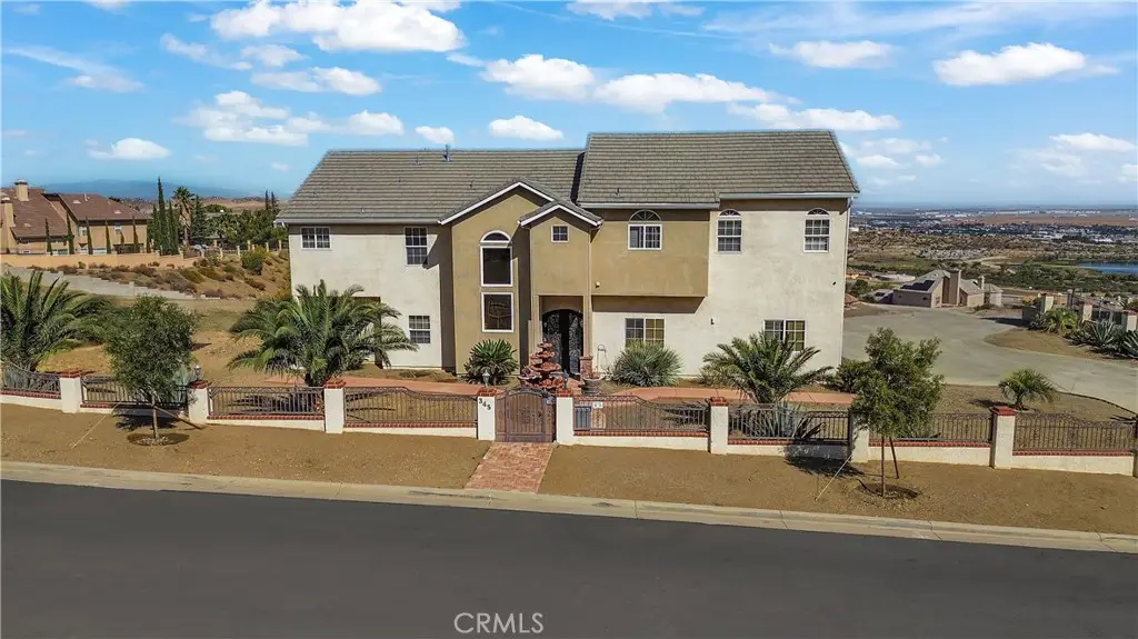 345 Lakeview, Palmdale, CA 93551 - #1