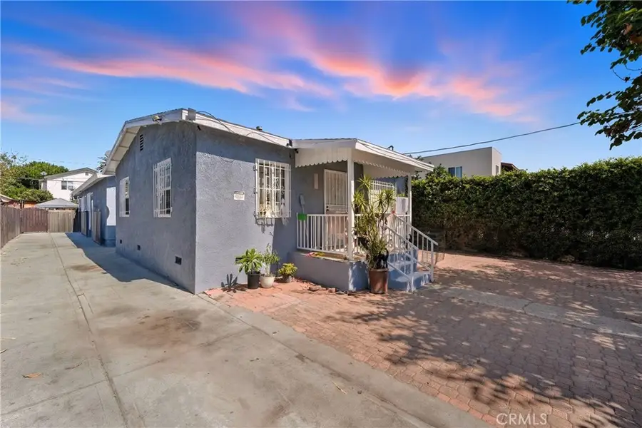 907 E 109th Place, Los Angeles, CA 90059 - Image #3