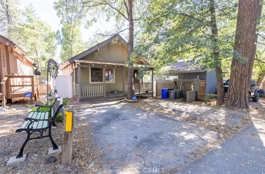 32905 Chipmunk Lane, Running Springs, CA 92382 - Image #2