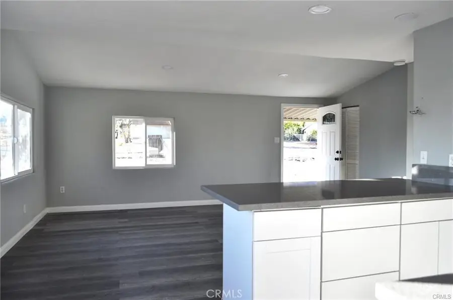 32164 Zircon, Lucerne Valley, CA 92356 - Image #2