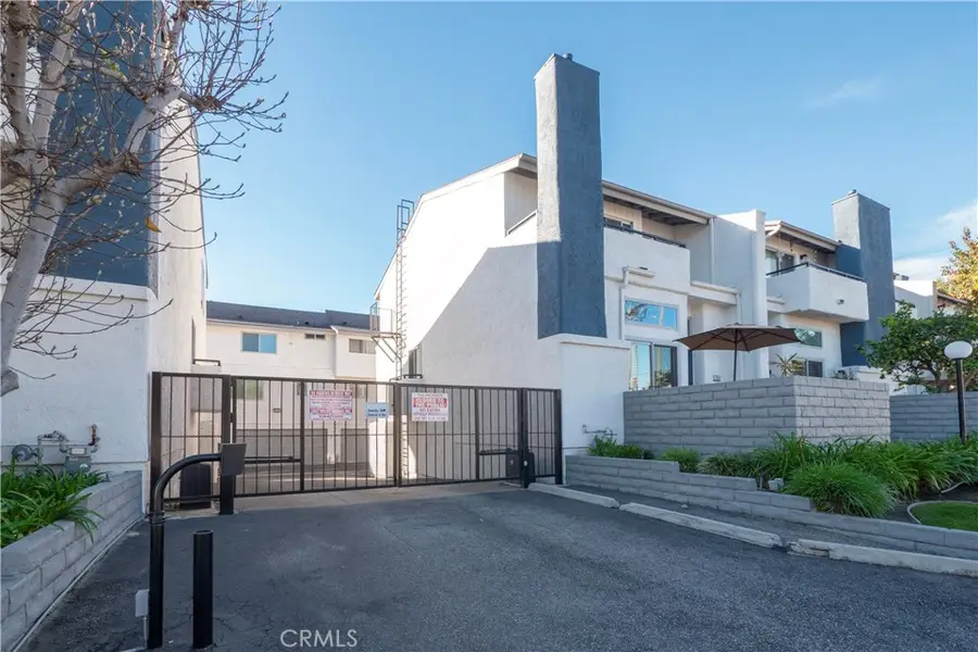 12334 Chandler #C, Valley Village, CA 91607 - Image #3