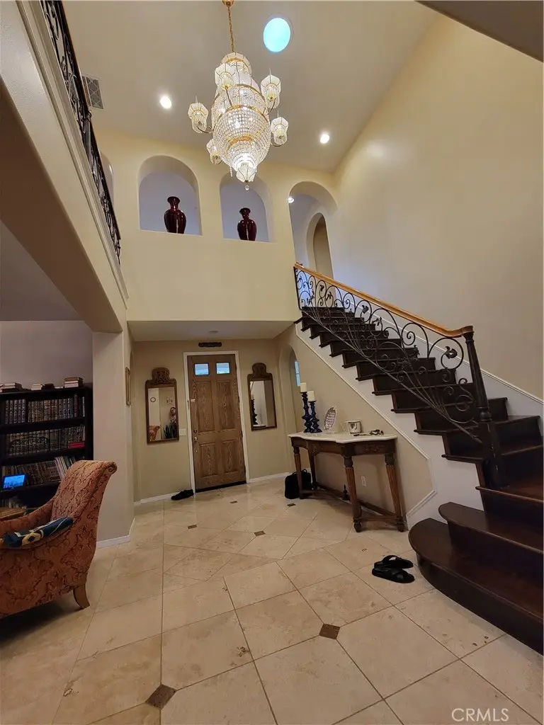 5257 Via Jacinto, Newbury Park, CA 91320 - #1