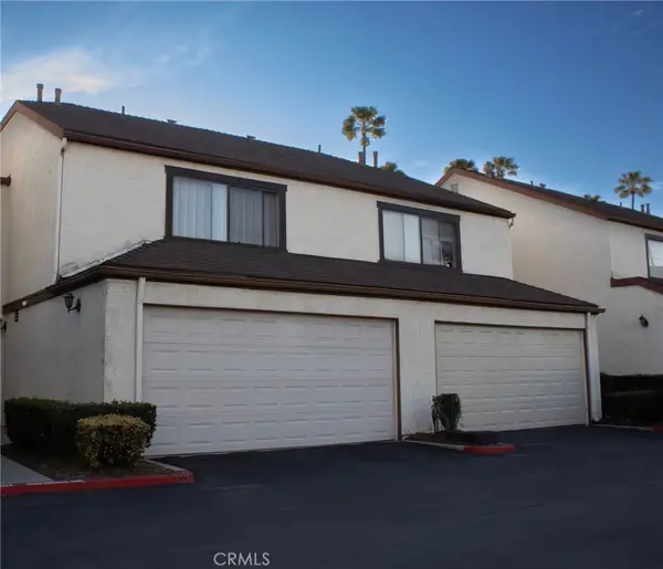 821 S Cerritos, Azusa, CA 91702