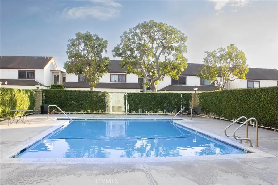 821 S Cerritos, Azusa, CA 91702 - Image #2