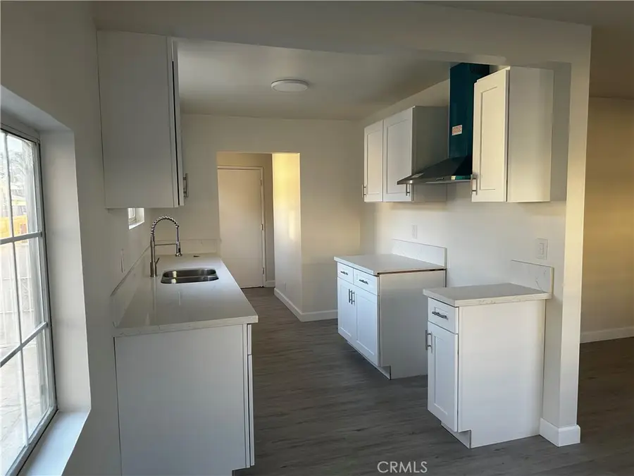 1726 E 122nd, Los Angeles, CA 90059 - Image #3