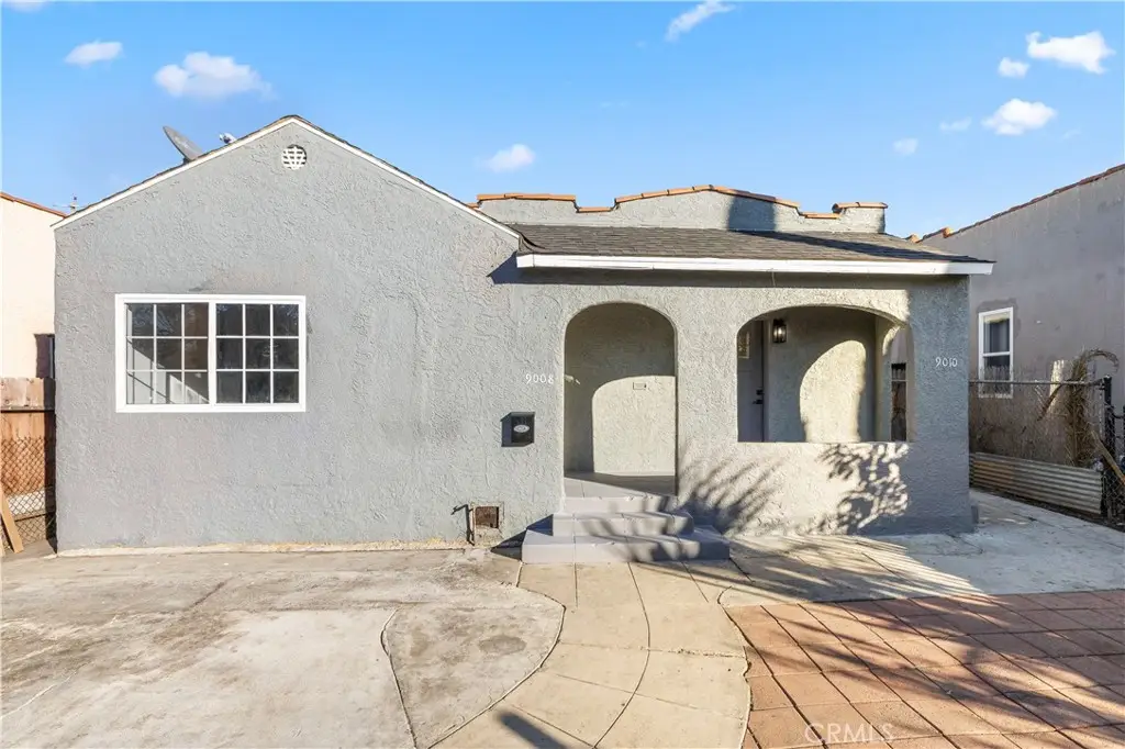 9008 Baring Cross, Los Angeles, CA 90044 - #1