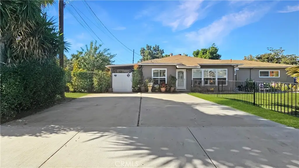 4692 Jackson, Riverside, CA 92503 - #1