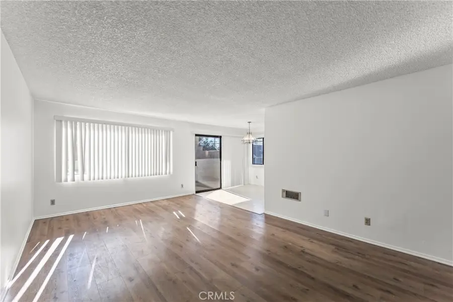 15000 Halldale Avenue #101, Gardena, CA 90247 - Image #3