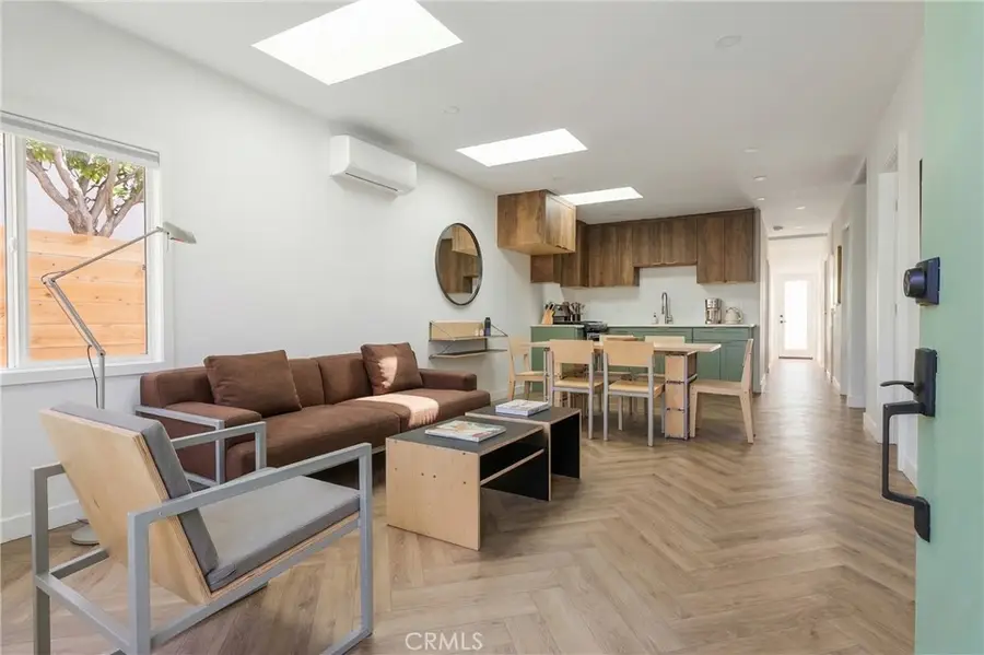 4806 Pickford, Los Angeles, CA 90019 - #3