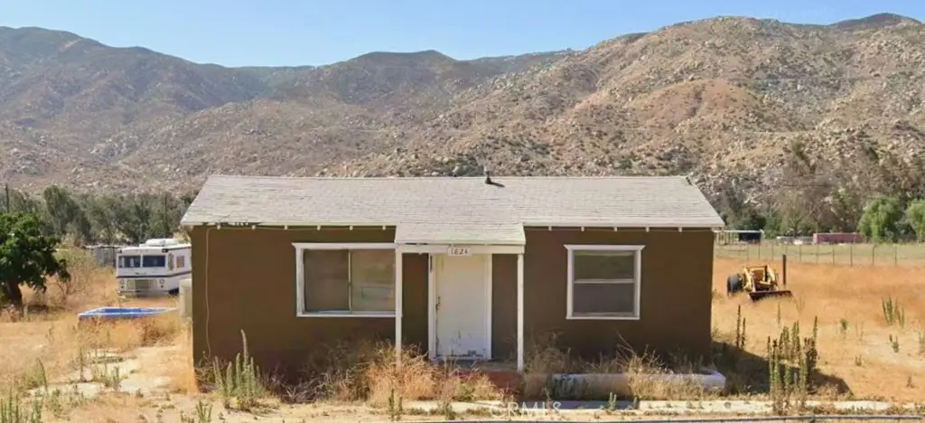 1824 Charles, Banning, CA 92220 - #1