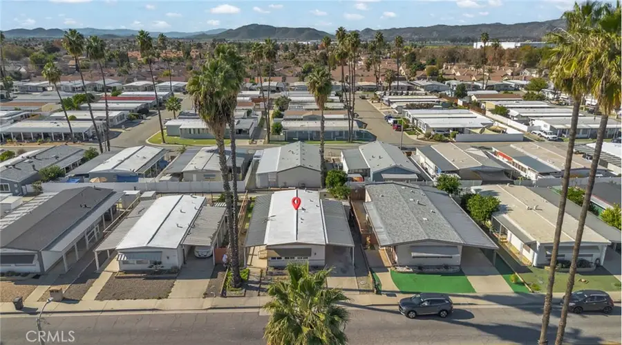 841 S Lyon, Hemet, CA 92543 - #3