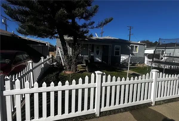 2109 N Bahama, Los Angeles, CA 90059