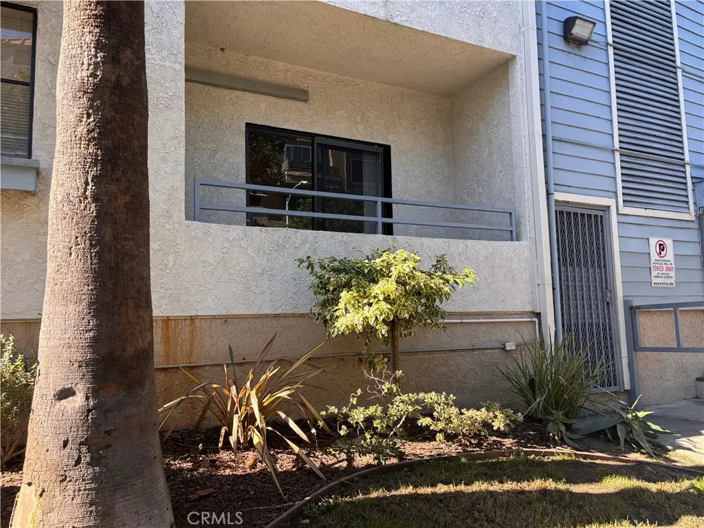 720 W 4th #114, Long Beach, CA 90802 - #1