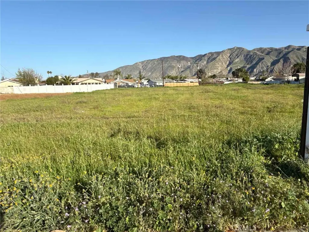 565 E Main St, San Jacinto, CA 92583 - Image #1