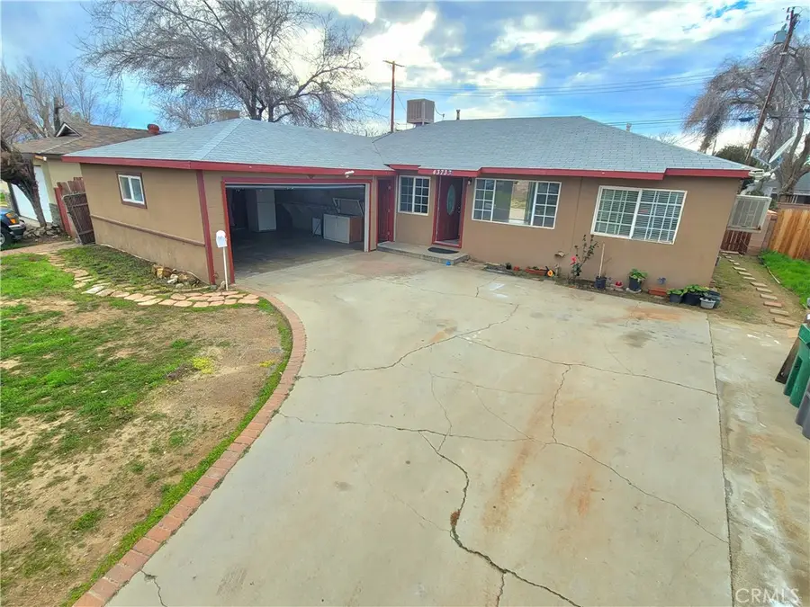 43733 Adler Ave, Lancaster, CA 93534 - Image #2