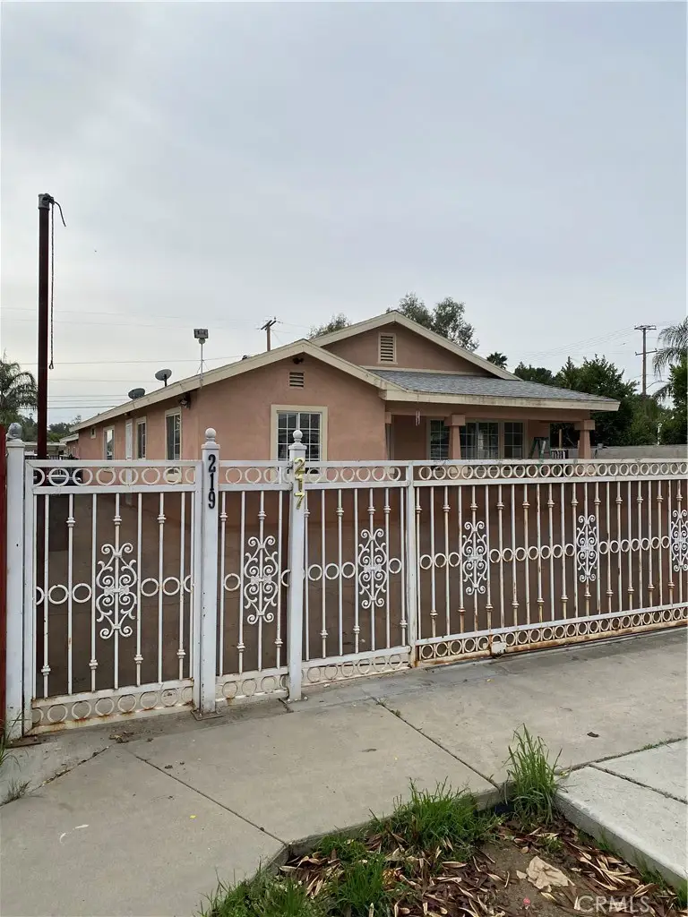 217 E 5th, Perris, CA 92570 - #2