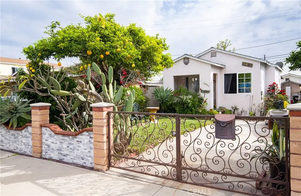 13450 Merkel, Paramount, CA 90723 - Image #1